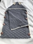 Preview: Bio-Babyfußsack dünn, handgestrickt aus Bio-Merinowolle, GOTS-zertifiziert, mulesing-frei